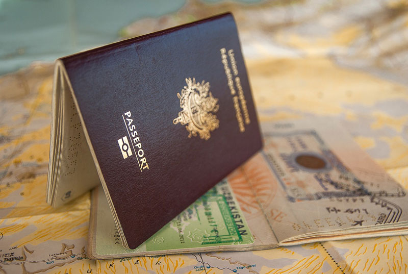 Visto e passaporte